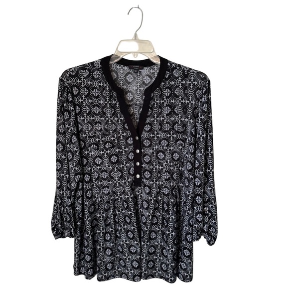 Cocomo Woman 3X Black White Geometric‎ V Neck Jersey Stretch 1/4 Button P… - Picture 1 of 7